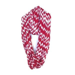 2/$15 Charming Charlie Red White Chevron Infinity Scarf Lightweight Loop Scarf